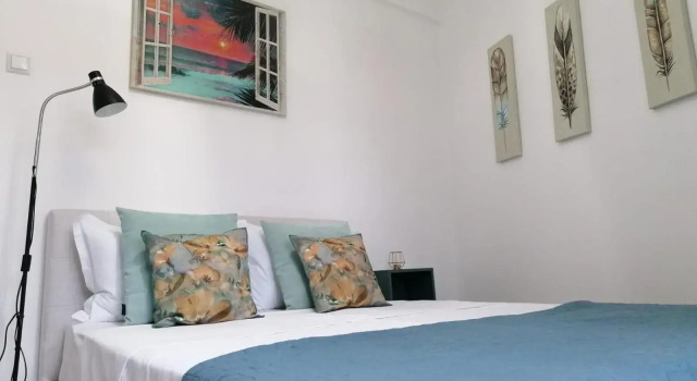 LAROKA HOUSE Cosy and modern apartment Universitate-City Centre, Забронировать Апартаменты/квартира Бухарест Muntenia, рядом с Музей коллекций произведений искусства