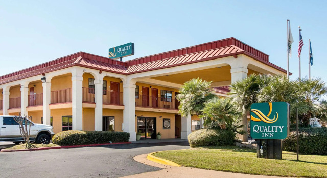 Номер Standard Quality Inn near Casinos and Convention Center