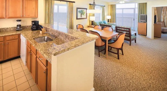 Двухместный номер Standard c 1 комнатой с балконом Club Wyndham SeaWatch Resort