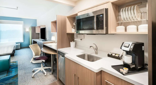 Двухместный люкс Home2 Suites By Hilton Brunswick