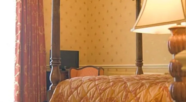 Номер Deluxe Stower Grange Hotel