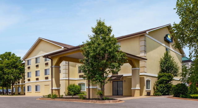 Days Inn by Wyndham Kansas City International Airport