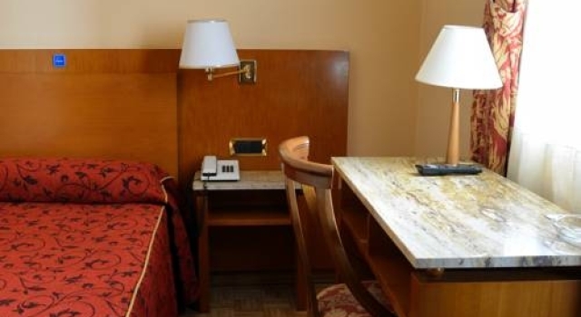 Hostal Cortés, Book Hotel Cheap Hotels in Castilla-La Mancha