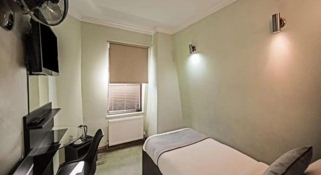 Одноместный номер Deluxe Epsilon Hotel