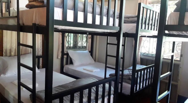 Кровать в общем номере COC Guest House & Hostel