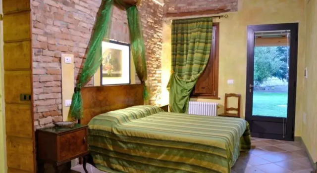 Bed and Breakfast La Violina, Prenota Hotel Castelbelforte 