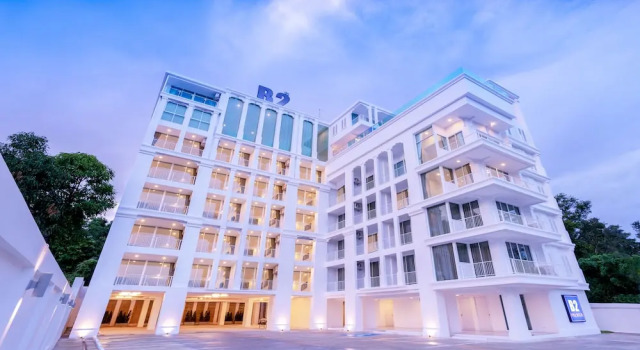 B2 Phuket Premier Hotel