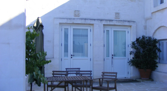 Masseria Pelosella B&B, Book Bed and Breakfast Hotels in Fasano Area with a Pool, Swimming Pool