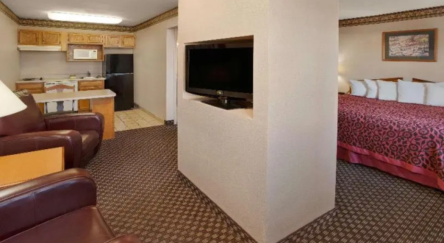 Номер Standard Days Inn & Suites by Wyndham Kokomo