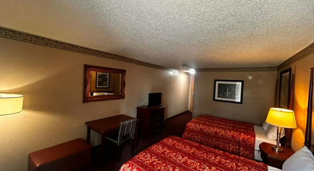 Airport Inn Memphis Near Graceland By Hotel O, Забронировать Отель Отели Теннесси с бассейном, Бассейн