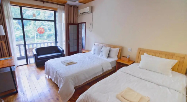 Семейный номер Standard с балконом Moganshan Bamboo View Guesthouse