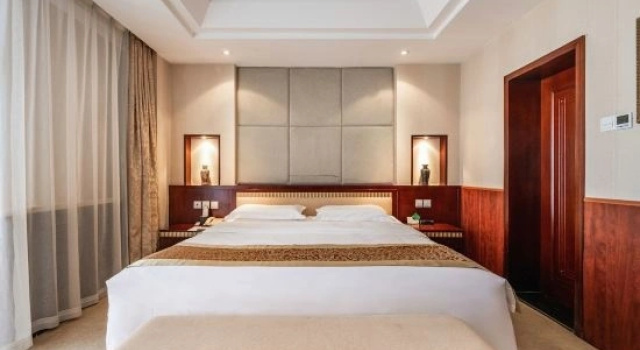 Двухместный люкс Business Pingliang Guangcheng Hotel