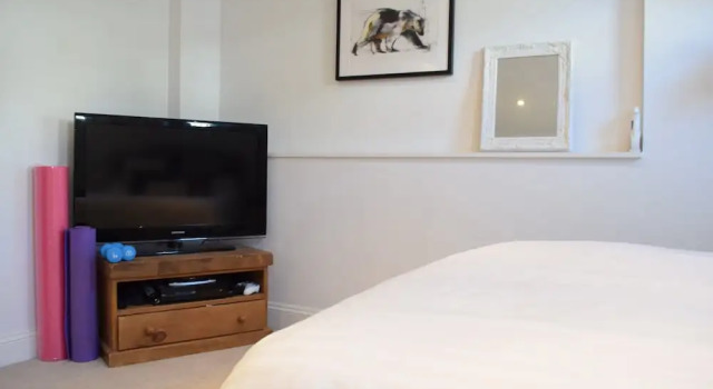 1 Bedroom Flat Near Wimbledon