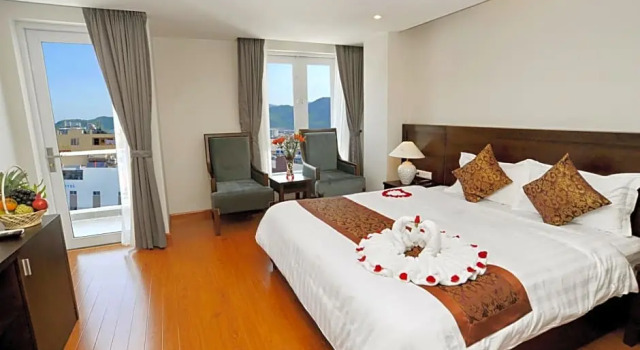 Номер Deluxe Hanoi Golden Hotel