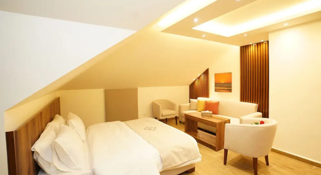 Номер Royal Batroun boutique suites