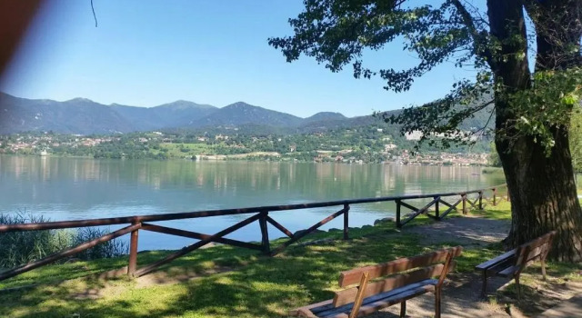 Апартаменты J&C House -Lake Bosisio