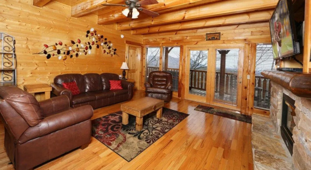 Rising Eagle Lodge - Eight Bedroom Cabin, Забронировать Отель Пиджен-Фордж Great Smoky Mountains National Park
