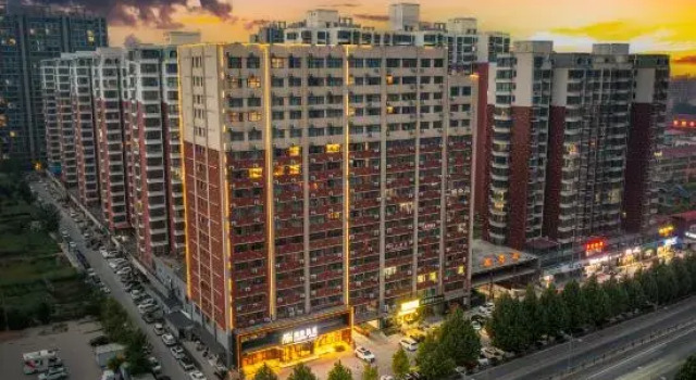 Lanyue Hotel (Xuchang Changge Yiwu Chengzhong Mao Ideal City Branch), Book Hotel Xuchang Henan