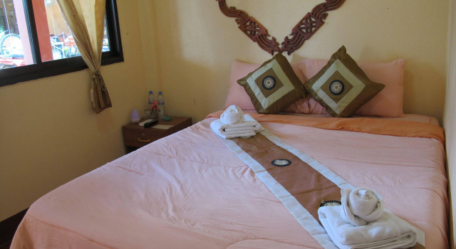 Siam Riverside Guest House