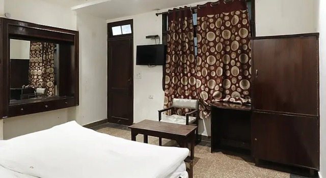 Номер Standard White House Tourist Lodge
