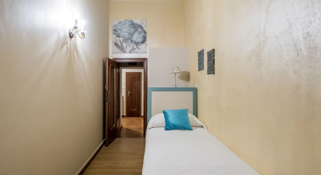 Rolandino Apartment in the city center, Забронировать Апартаменты/квартира Апартаменты Болоньи, рядом с Дворец Альдрованди, Апартаменты/квартира