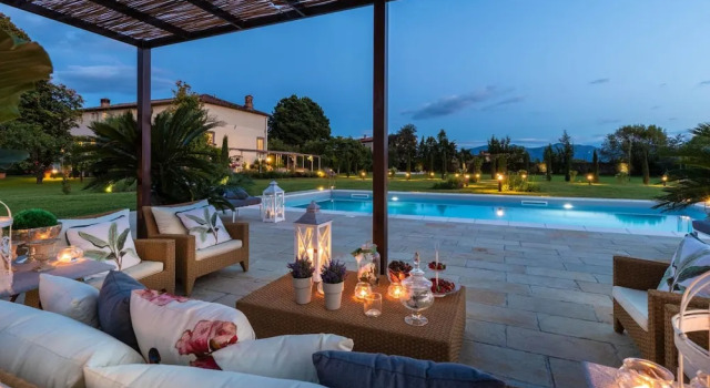 Вилла Villa Hugo in Lucca With 5 Bedrooms and 6 Bathrooms