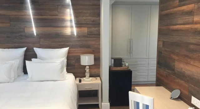 Двухместный люкс с видом на море Gull on the Bay Boutique Guest House