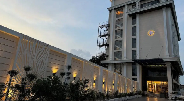 The Mudra Hotel, Забронировать Отель Варанаси штат Уттар-Прадеш