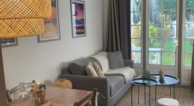 Appartement du Golf Les Bastides piscine et océan