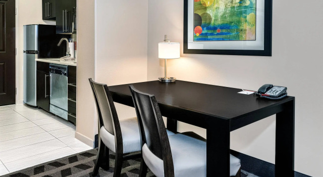 Четырёхместная студия TownePlace Suites by Marriott San Antonio Downtown Riverwalk