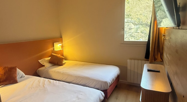 Номер Economy Logis Hôtel La Cascade - Lyon Nord