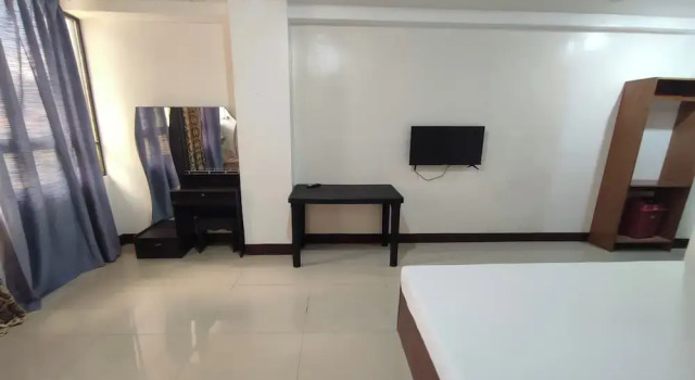 Полулюкс Green Ridge Apartelle