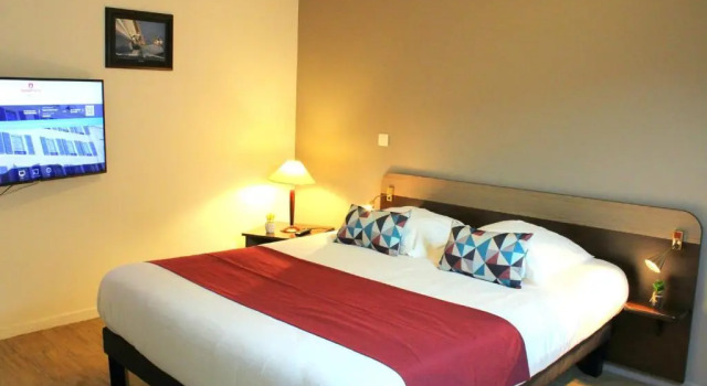 Апартаменты Superior AppartCity Confort Pau Centre