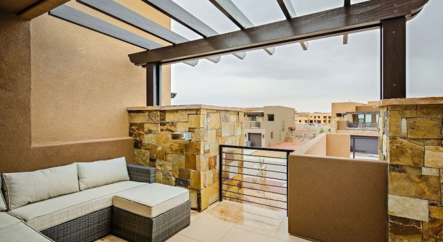 Sol Time by RedAwning, Varaa Hotelli St. George 