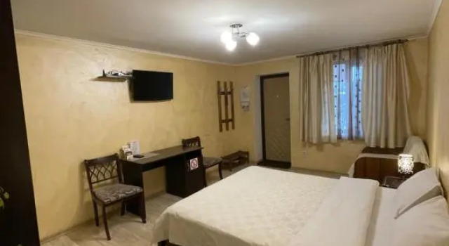 Guest House SunRise, Book Guesthouse Hotels in Khmelnitskiy with Breakfast, Breakfasts