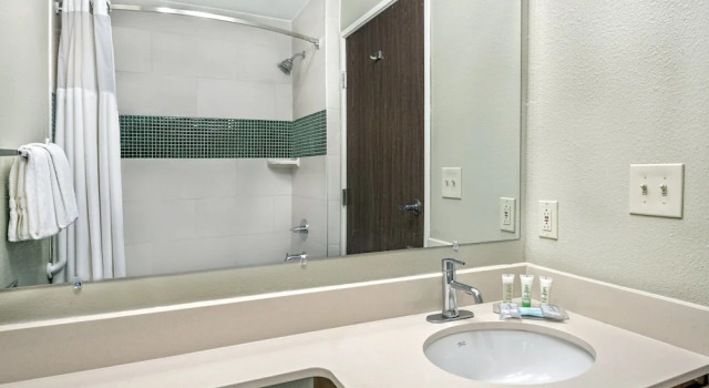 Люкс c 1 комнатой Staybridge Suites Lubbock-University Area by IHG