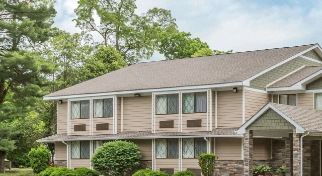 Quality Inn Hyde Park - Poughkeepsie North, Buchen Sie Hotel  