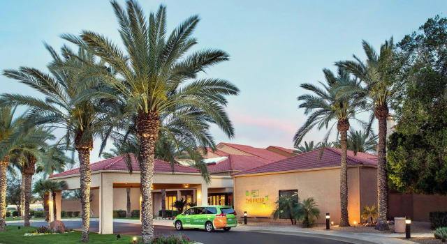 Люкс с 2 комнатами Courtyard by Marriott Phoenix Mesa