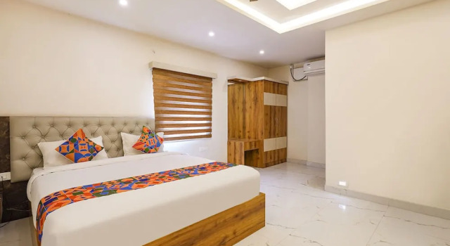 Номер Deluxe FabHotel Mayuri Residency I Bangalore