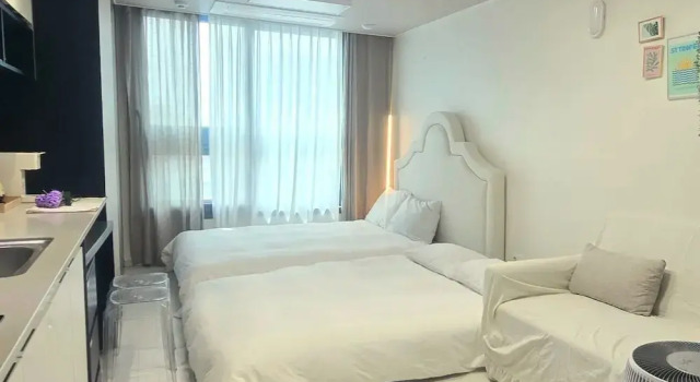 Camera doppia Standard 1 camera da letto con vista sulla città feel at home 동성로스타 비앤비