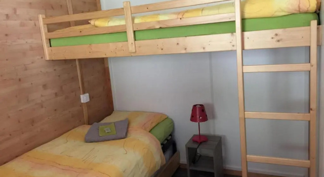 Tariche Centre de Vacances, Prenota Hotel Saint-Ursanne 