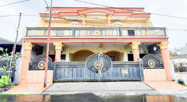OYO 90318 Griya Putri Syariah, Rezerwuj Hotel Medan Sumatra
