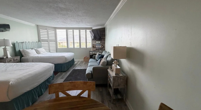 Renovated Beach Front Condo - Top of the Gulf 302, Забронировать Отель Панама-Сити Панхэндл Флорида, рядом с Загородный клуб "Сигнал Хилл"