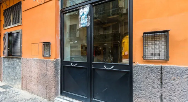 Napoli White Apartment by Wonderful Italy, Забронировать Апартаменты/квартира Неаполь Кампания, рядом с Церковь Пио Монте делла Мизерикордия