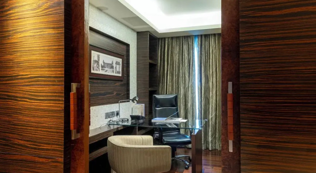 Люкс Vivanta Hyderabad, Begumpet