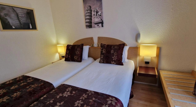 Kyriad Direct Arpajon