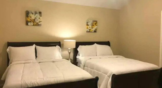 Spacious 3 bed/ 2 bathroom House in Conroe, TX, Book Hotel Hoteller i Conroe med parkering, Parkering