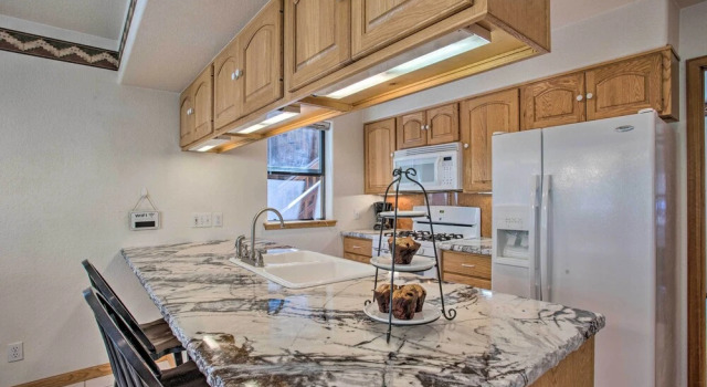Апартаменты Impressive Ouray Retreat w/ Patio, 1 Mi to Main St