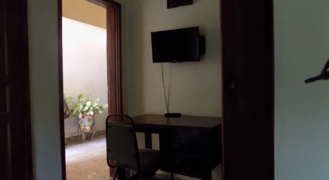 Cielo Country Inn, Book Hotel Ishaka 