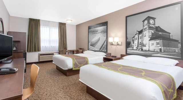 Standard Vierer Zimmer Super 8 by Wyndham Kenora